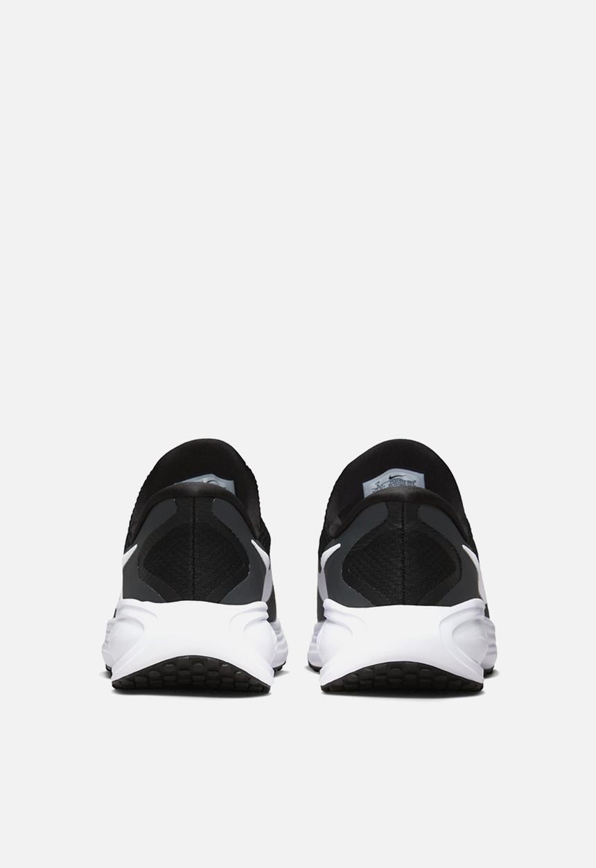 Nike - Revolution 8 EasyOn