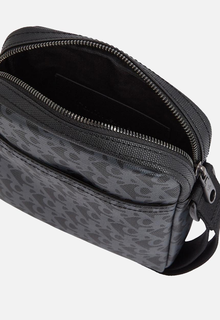 Calvin Klein - Matte Aop Reporter 18 - Na Black