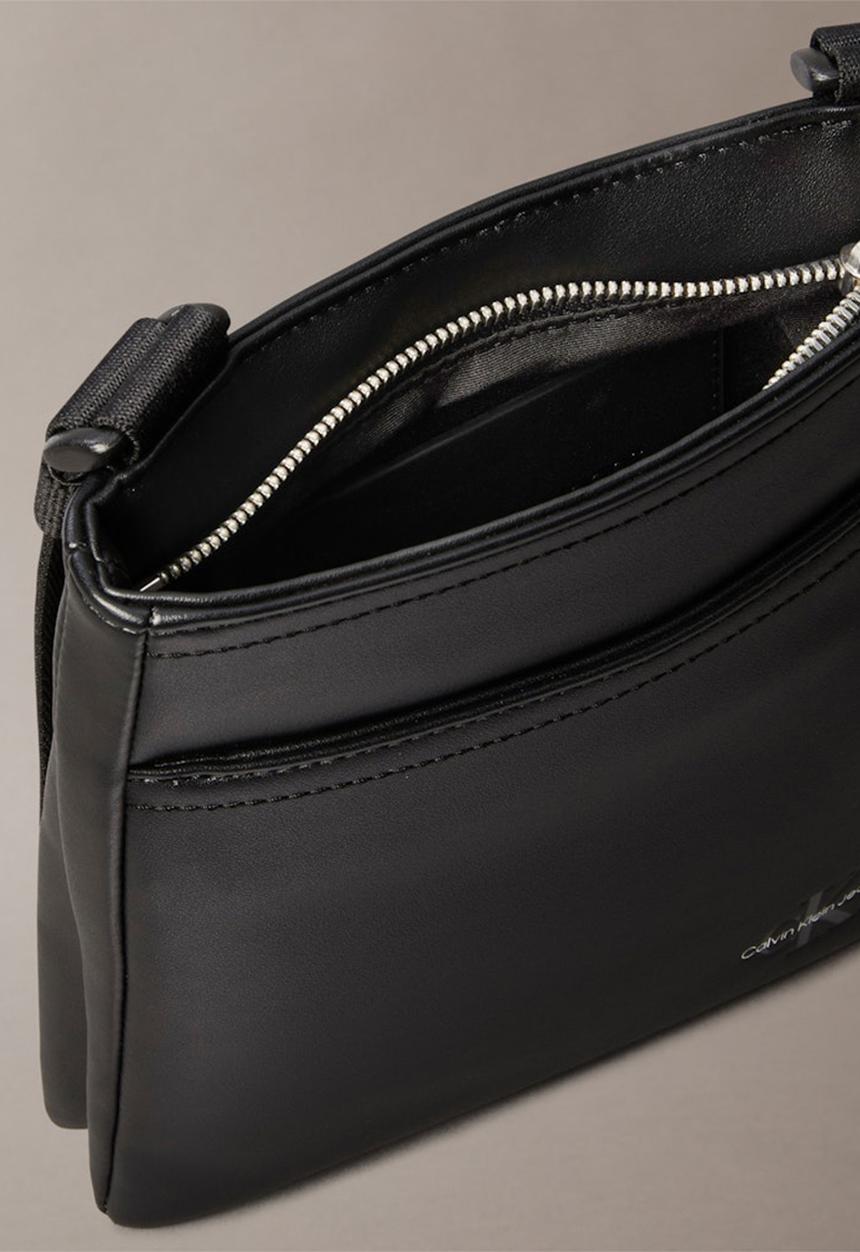 Calvin Klein - Mono Logo Flat Pack 18 - Na Black