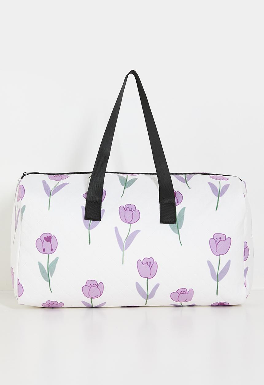 Pop Candy - Quilted travel duffle bag - white/floral aop