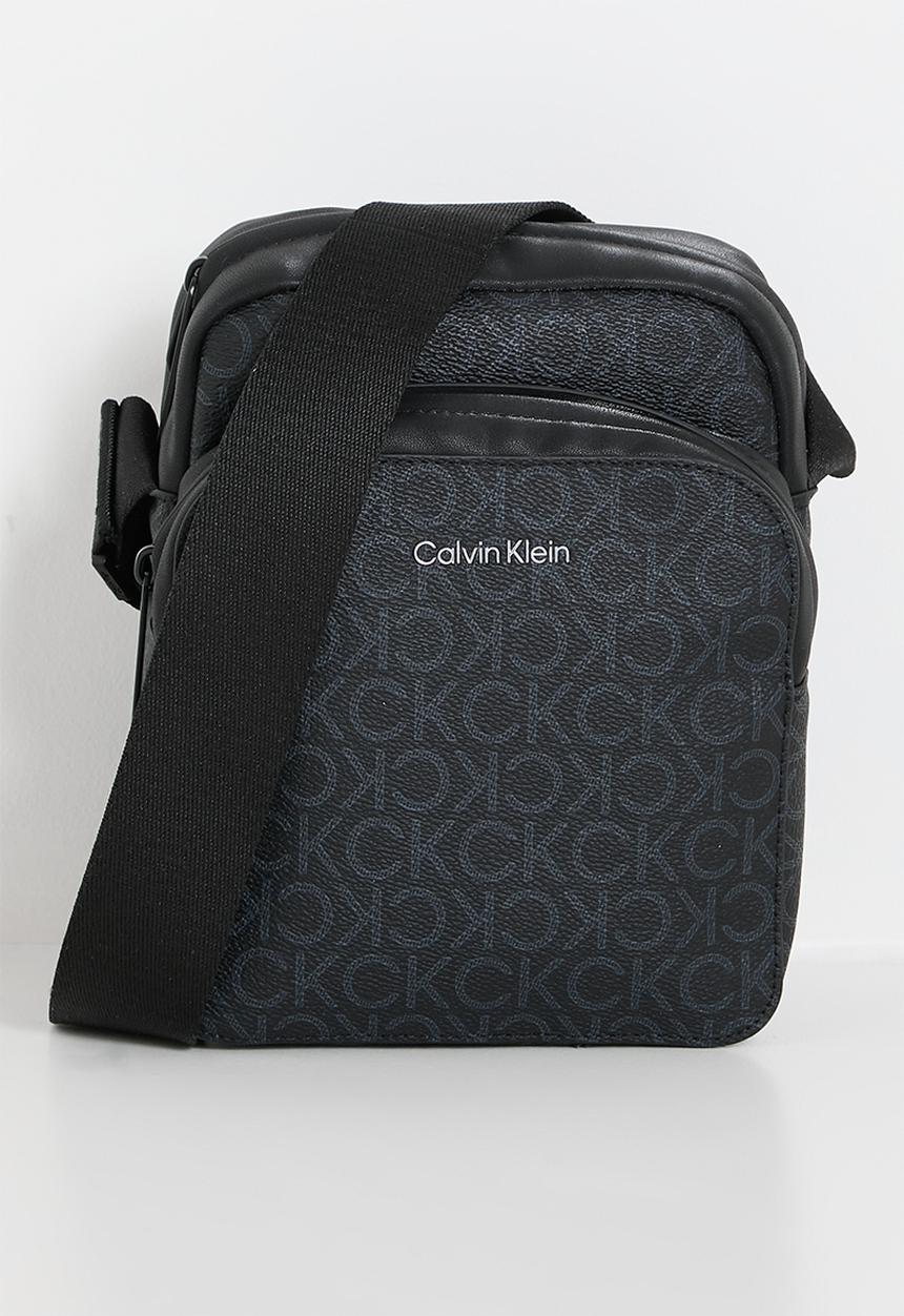 Calvin Klein - CK Must Reporter -  Classic Mono Black