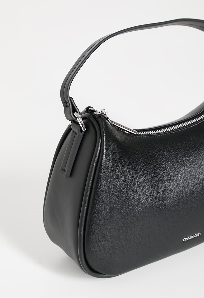 Calvin Klein - CK refine shoulder bag - black