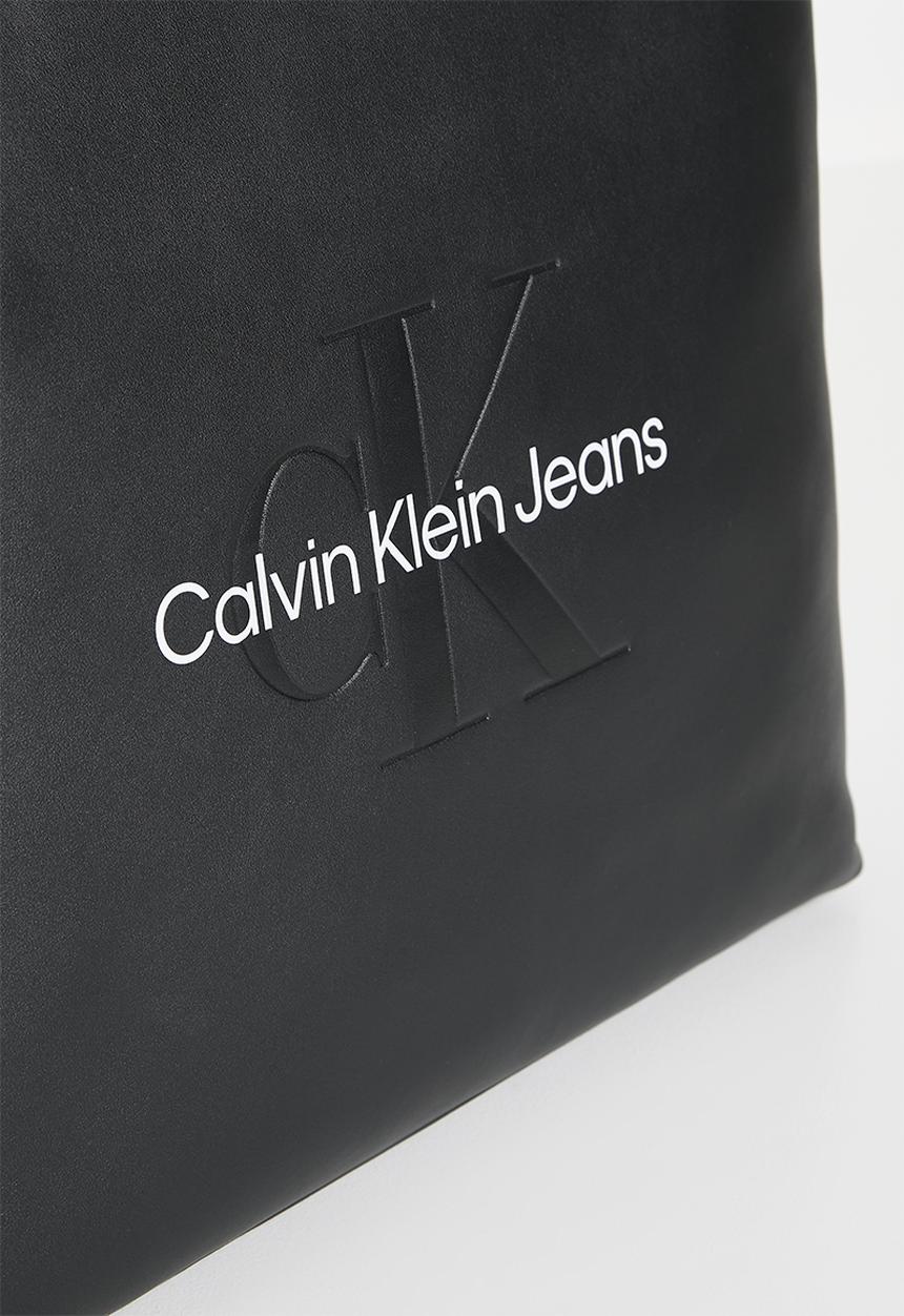 Calvin Klein - Sculpted slim tote mono - black
