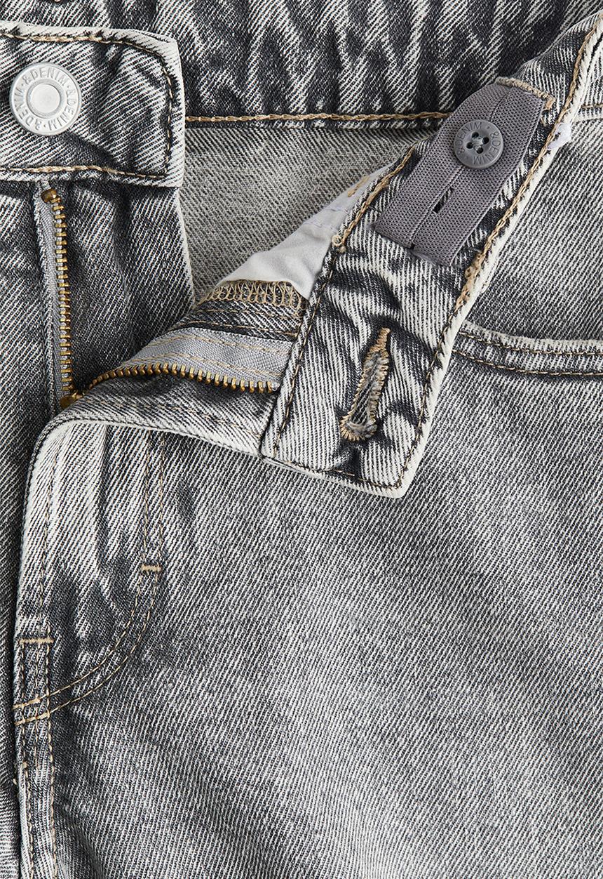 H&M - Loose-fit denim shorts - light denim grey