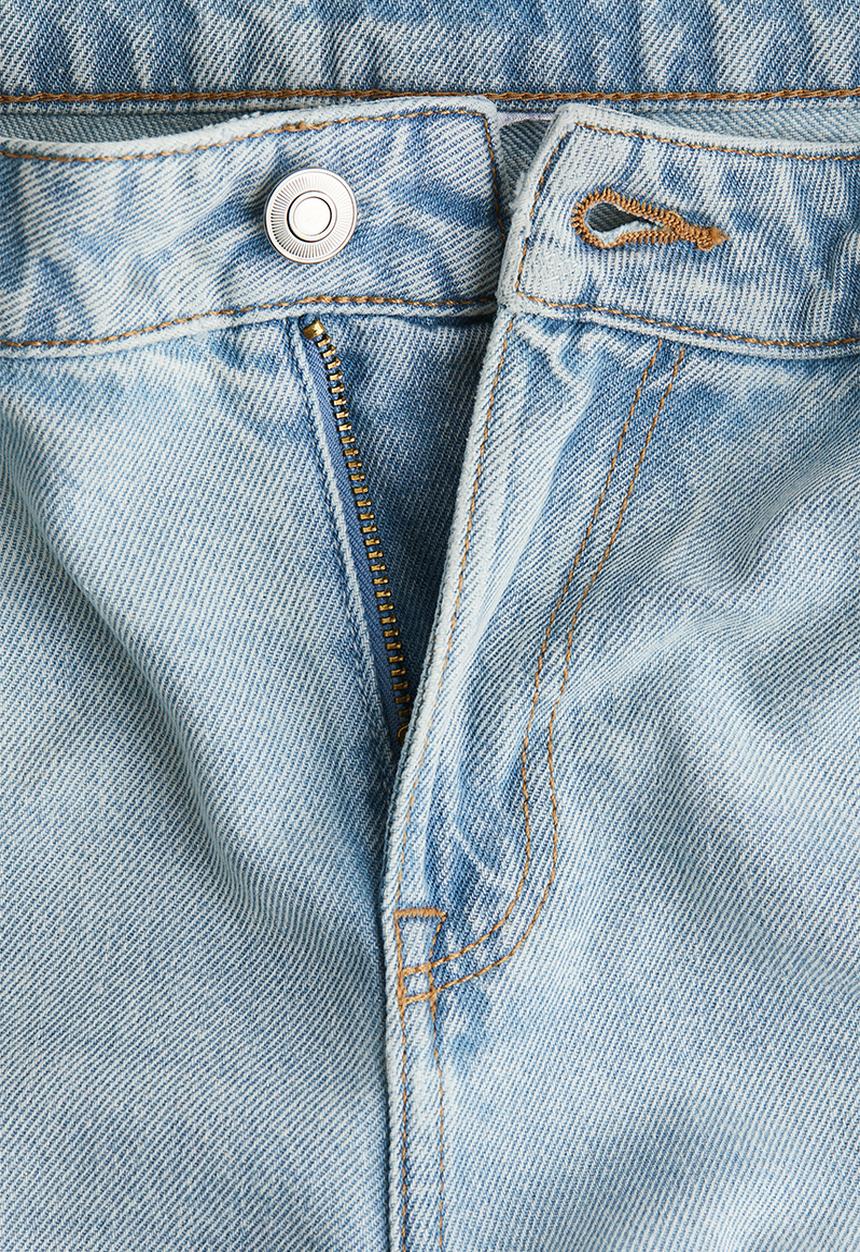 H&M - Bermuda regular denim shorts - light denim blue