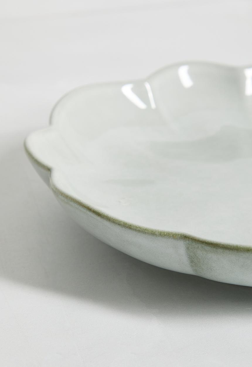 Sixth Floor - Scalloped bowls set of 2 - Natural