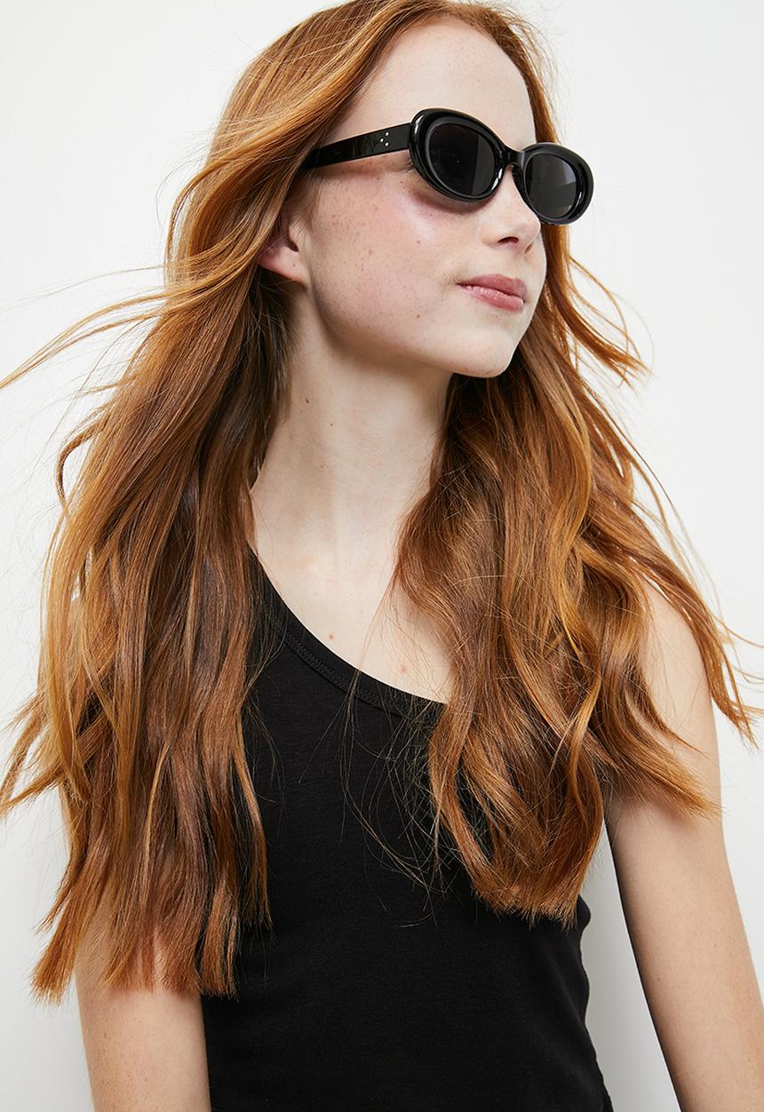 Pop Candy - Oval sunglasses - black