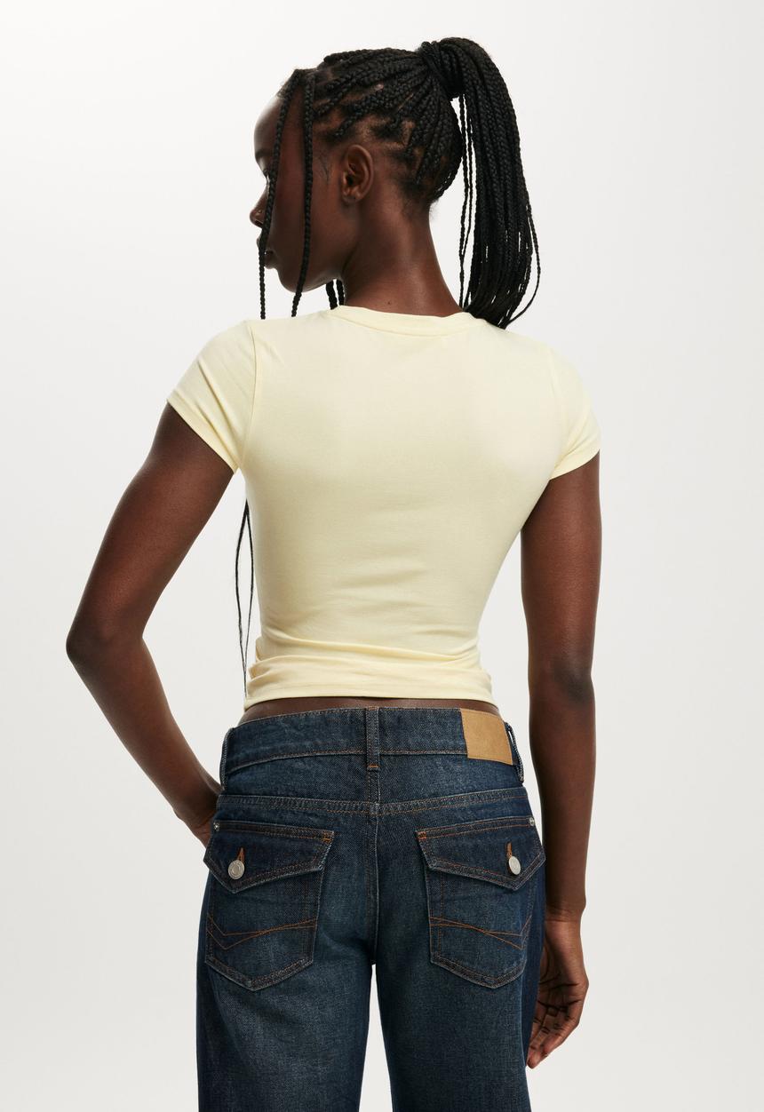Cotton On - All day crew tee - vanilla glow