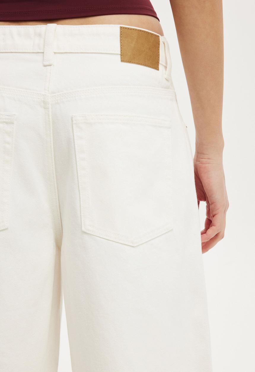 Cotton On - 91 Baggy Denim Jort - White