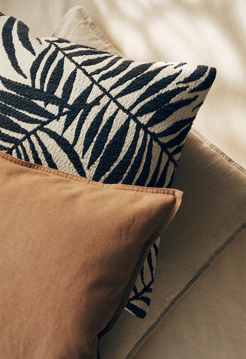 H&M - Jacquard-weave cushion cover - dark grey/patterned