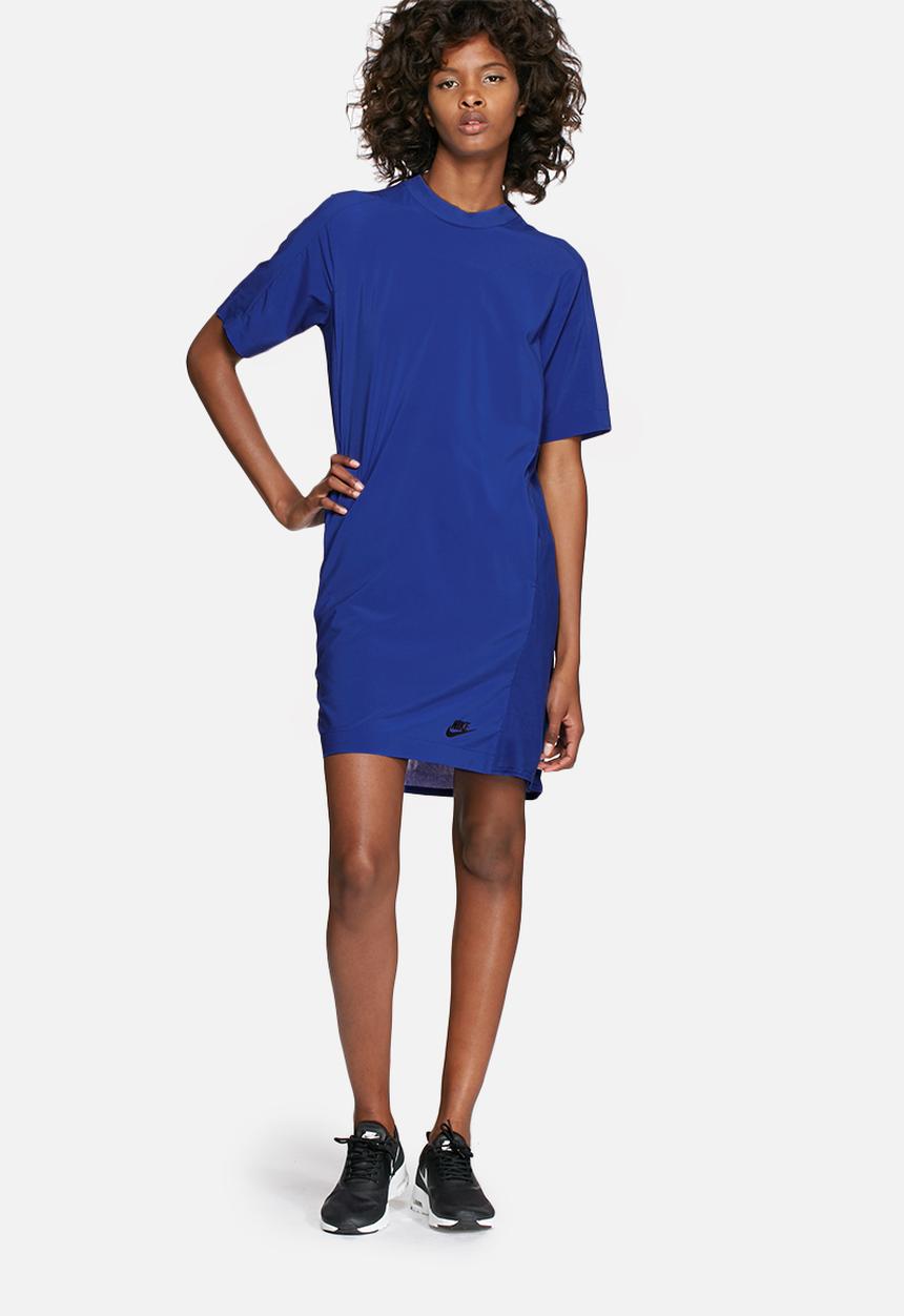 Nike - Bonded dress