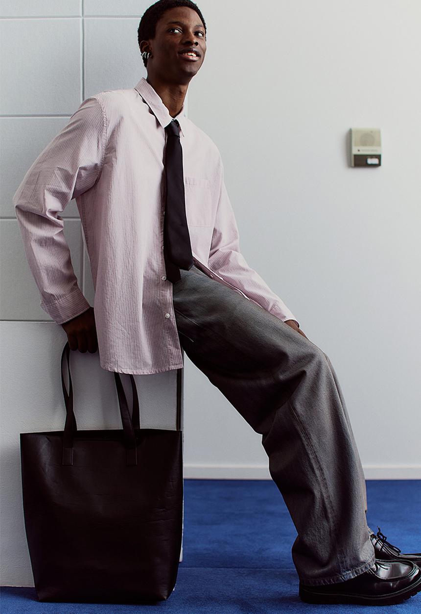 H&M - Oversized fit seersucker shirt - pink striped