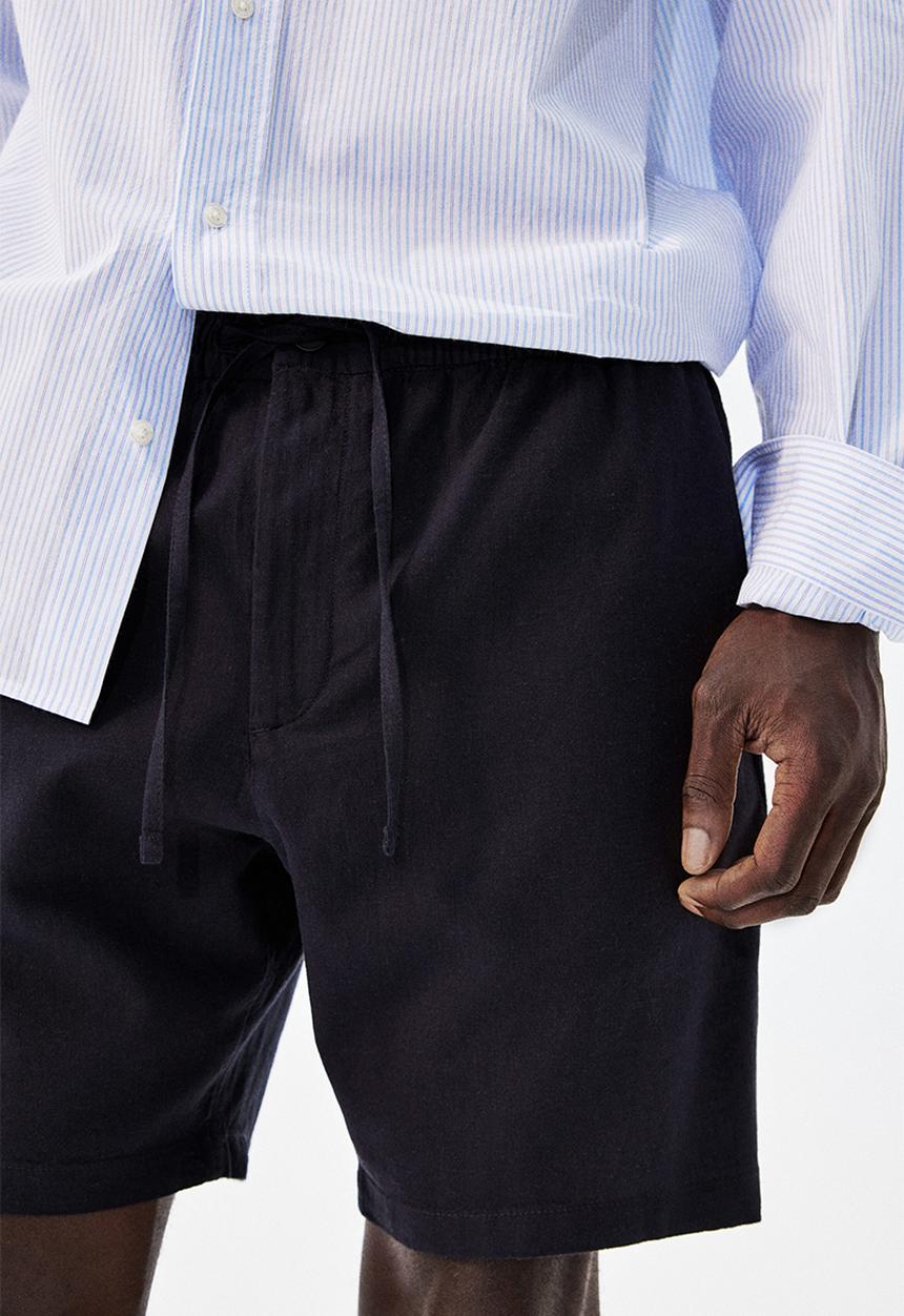 H&M - Regular fit linen-blend shorts - blue