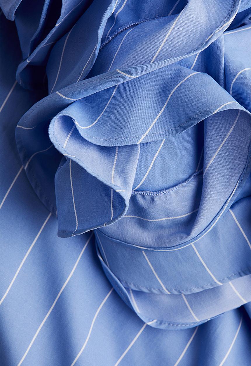 H&M - Ruffle-sleeve blouse - blue/striped
