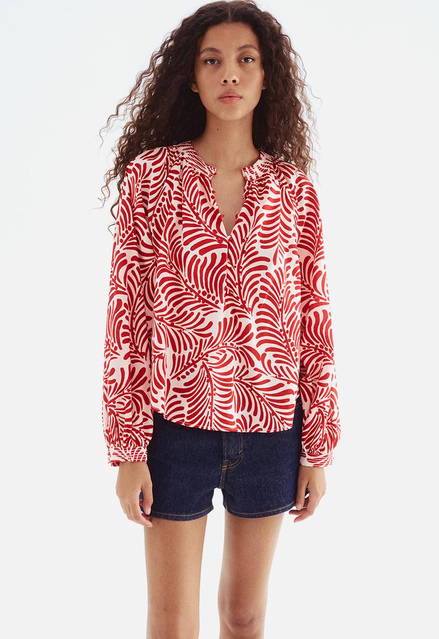 H&M - Band-collar blouse - white/red patterned 