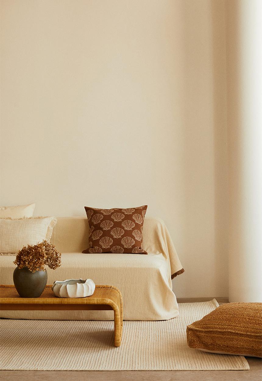 H&M - Patterned cushion cover - light brown/patterned 
