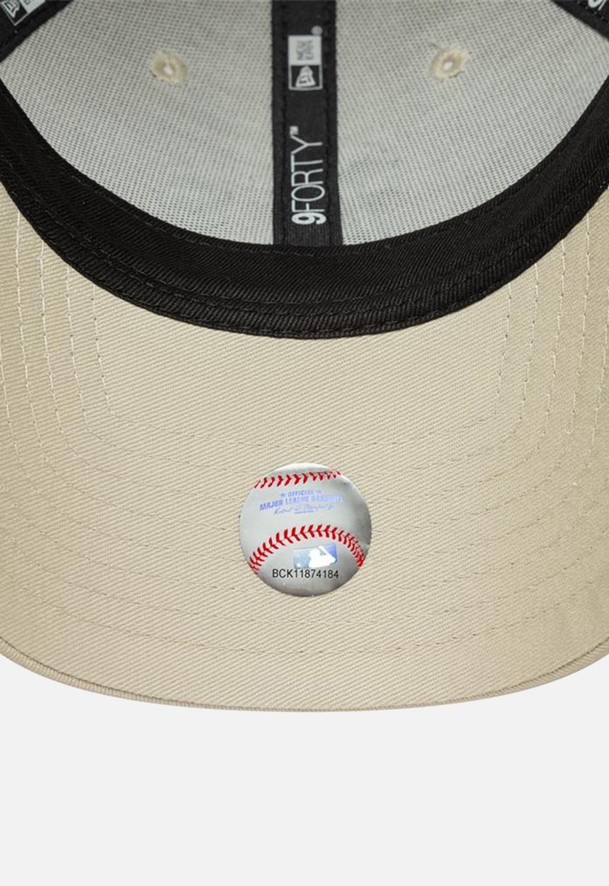 New Era - League Essential 9Forty® Oakland Athletics Stndkg - Ecru