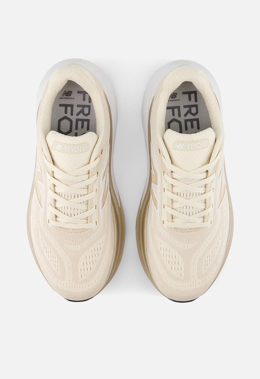 New Balance  - Fresh Foam X More v6
