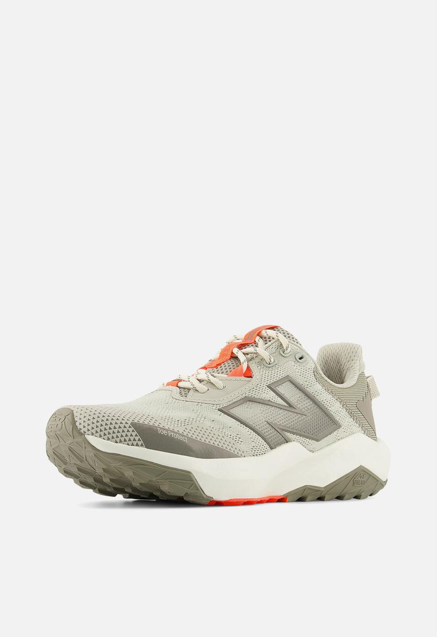 New Balance  - DYNASOFT NITREL v6