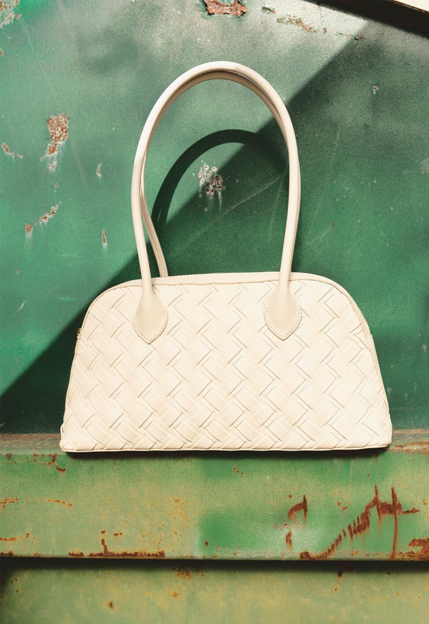 MANGO - Clavel bowling bag-natural