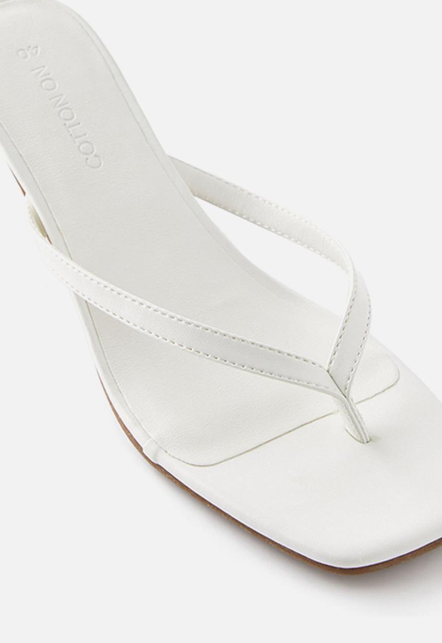 Cotton On - Eveeve flip flop kitten heel - white