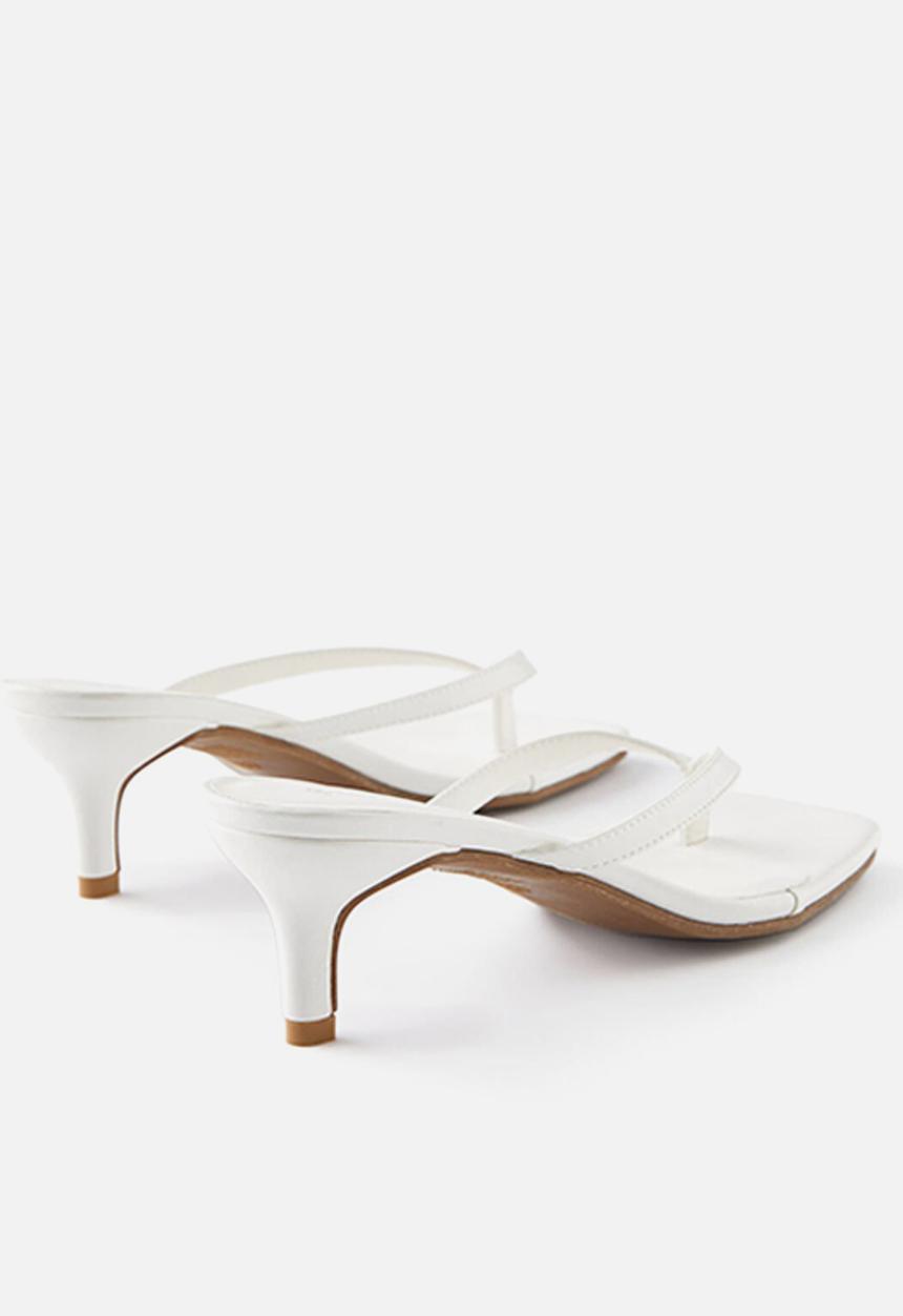 Cotton On - Eveeve flip flop kitten heel - white