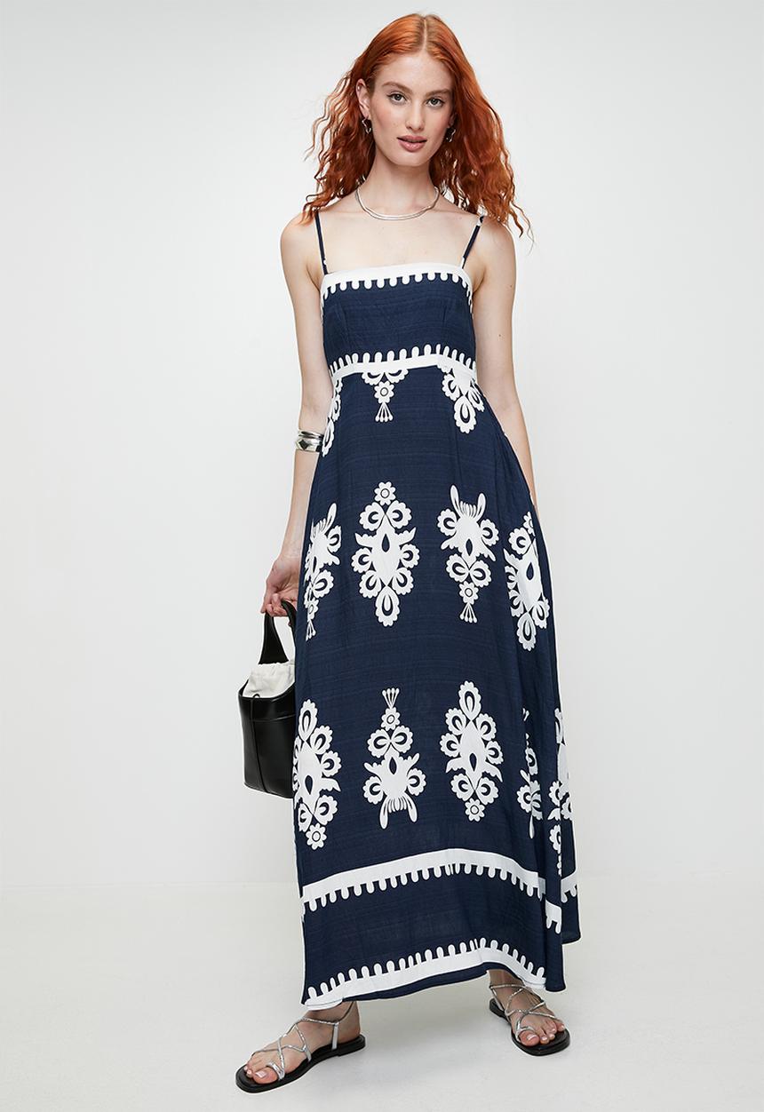 MILLA - Navy paisley maxi dress - Navy Print