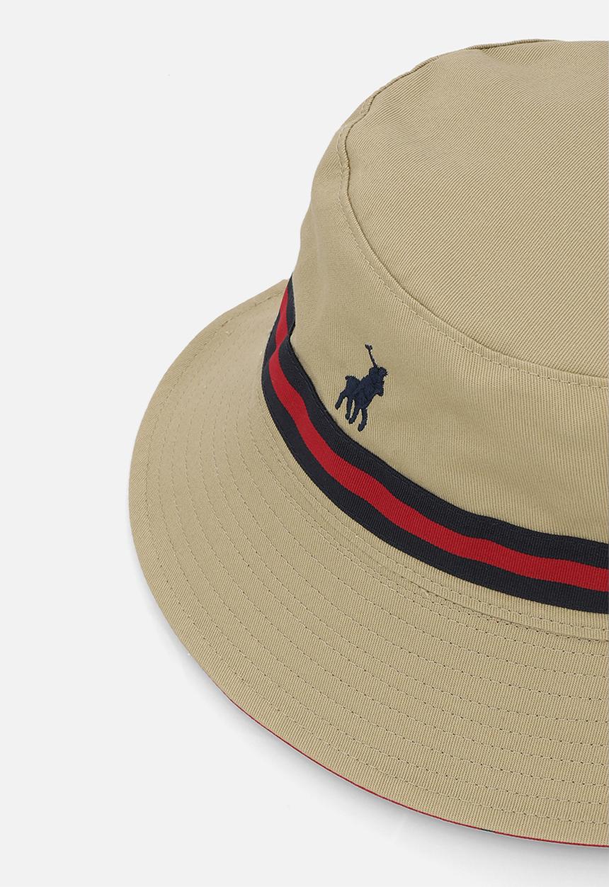 POLO - Monogram Reversible Bucket Hat - Stone/Red