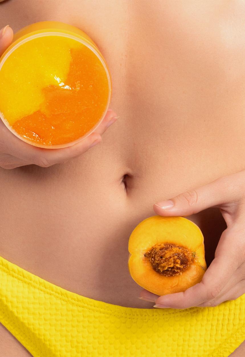 Standard Beauty - Peach & Turmeric Body Scrub for Glowing Body Skin