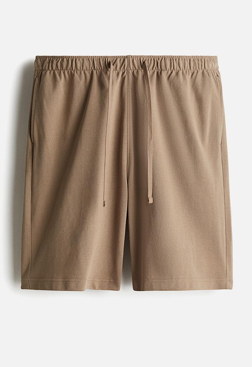 H&M - Relaxed fit knee-length piqué shorts - beige