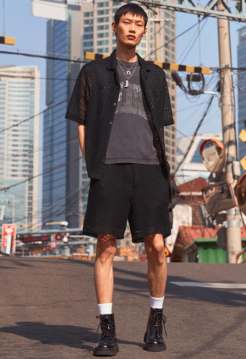 H&M - Relaxed fit crochet-look shorts - black