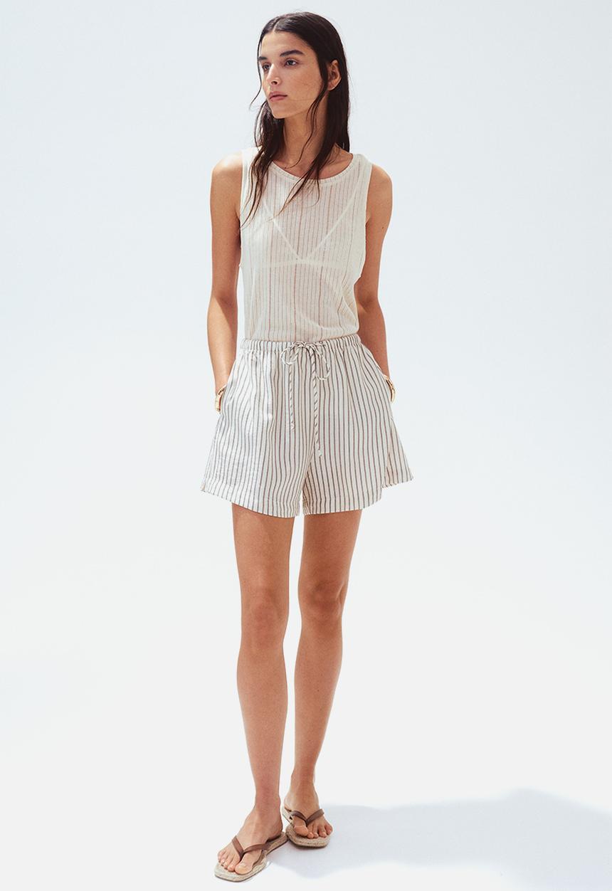 H&M - Drawstring shorts - cream striped