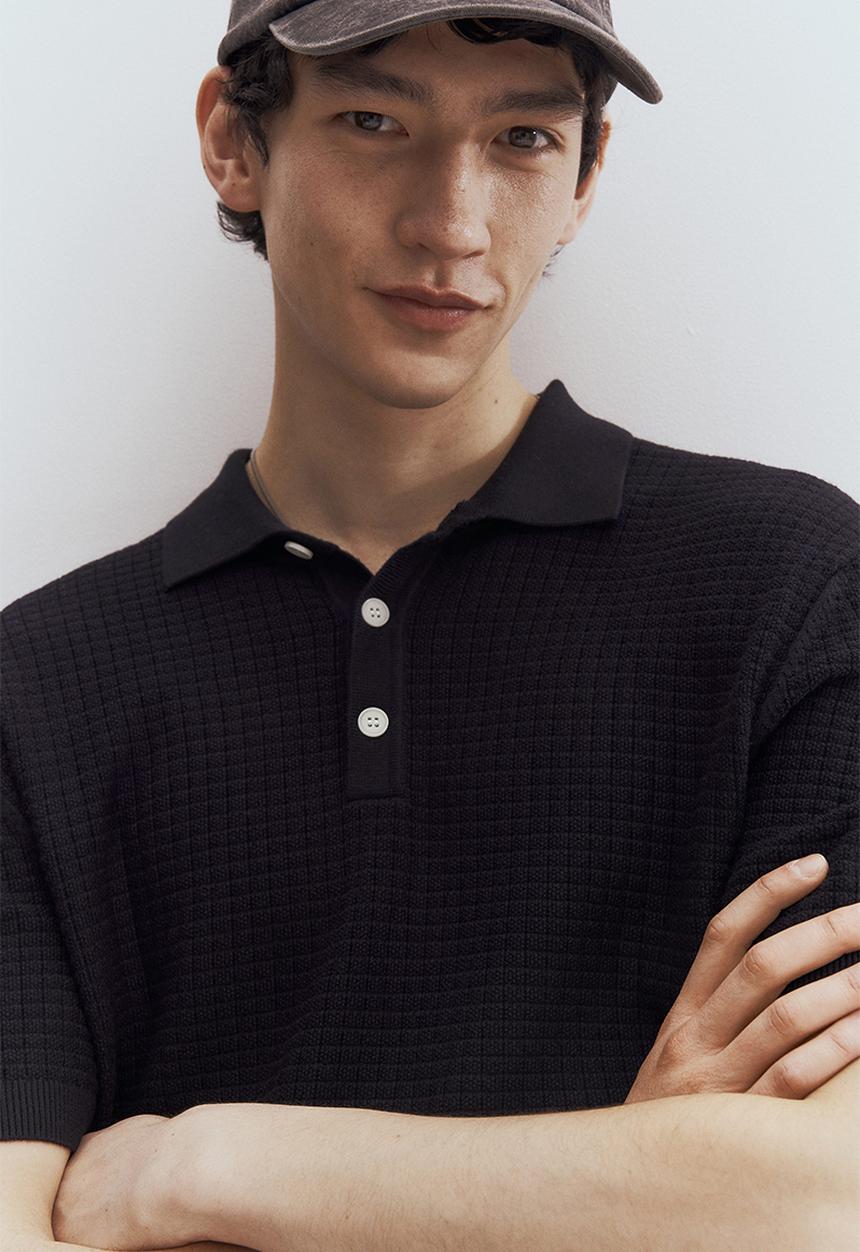H&M - Regular fit textured-knit polo shirt - navy blue 