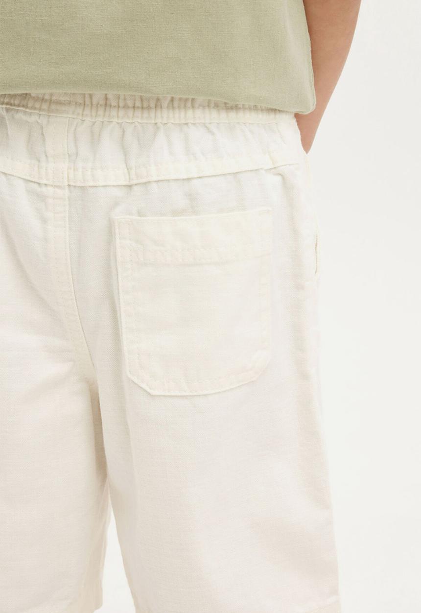 Cotton On - Eric easy short - white texture