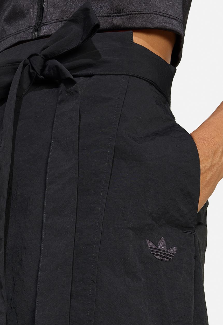 adidas Originals - 3 Stripe Maxi - Black