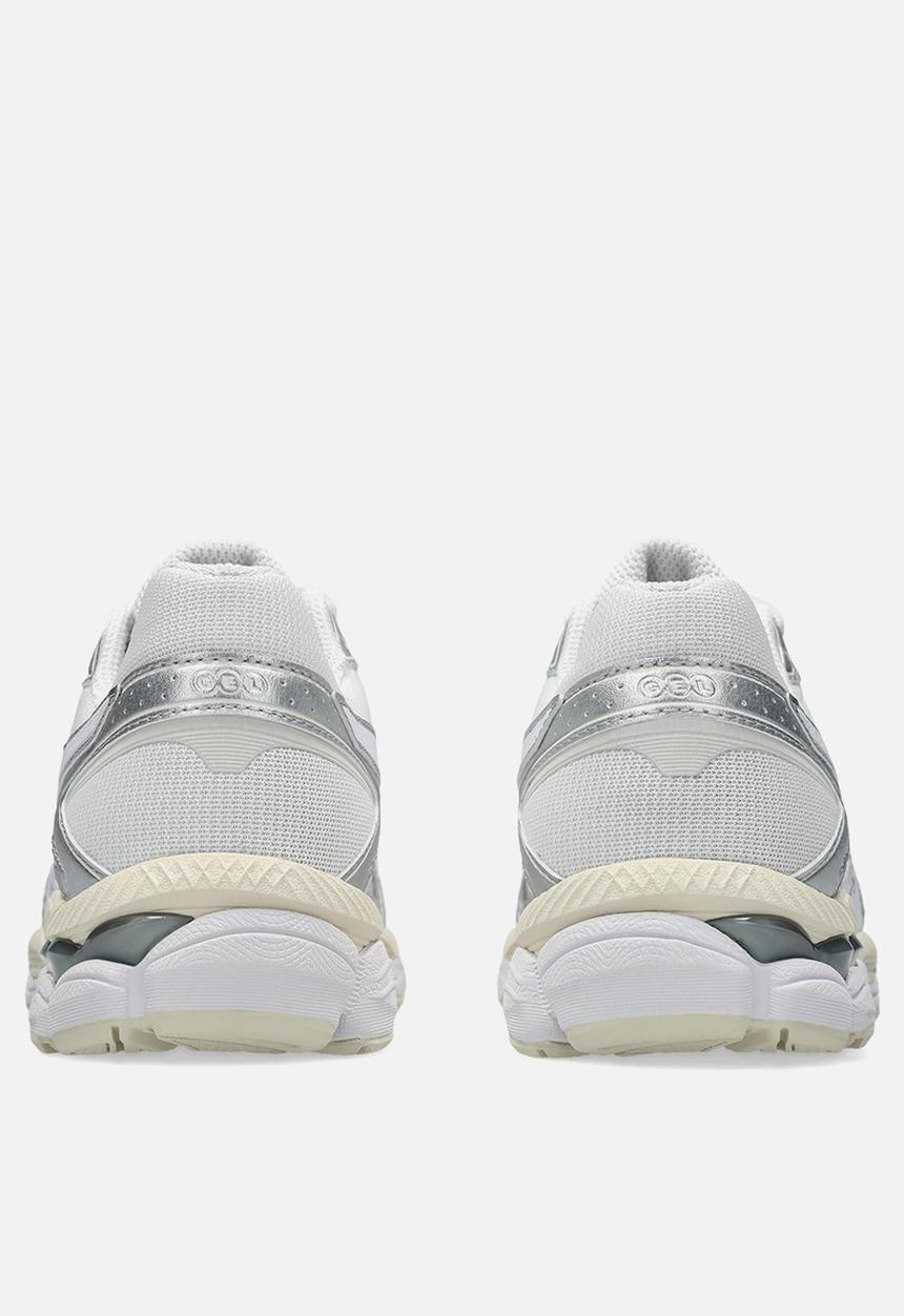 ASICS - GEL-CUMULUS 16