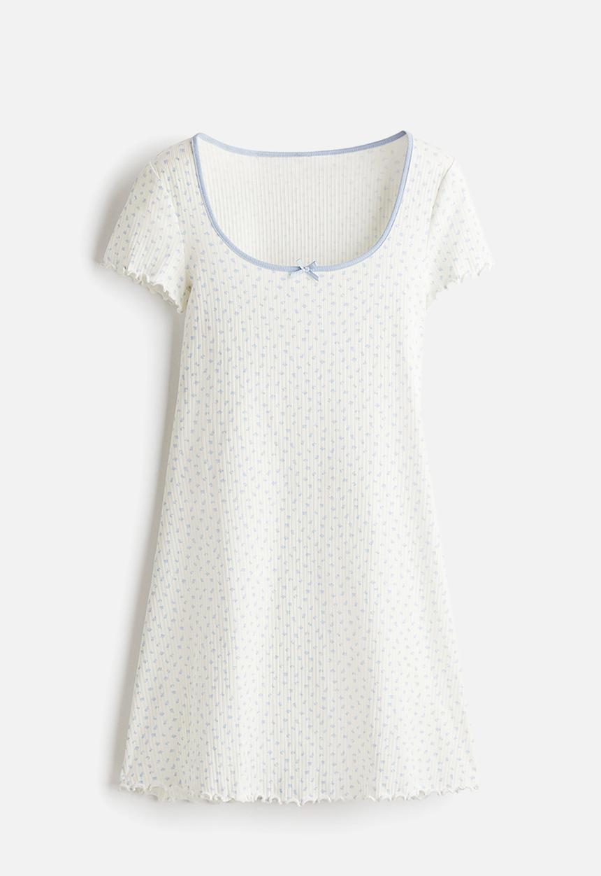 H&M - Overlock-detail flared-skirt dress - white floral 