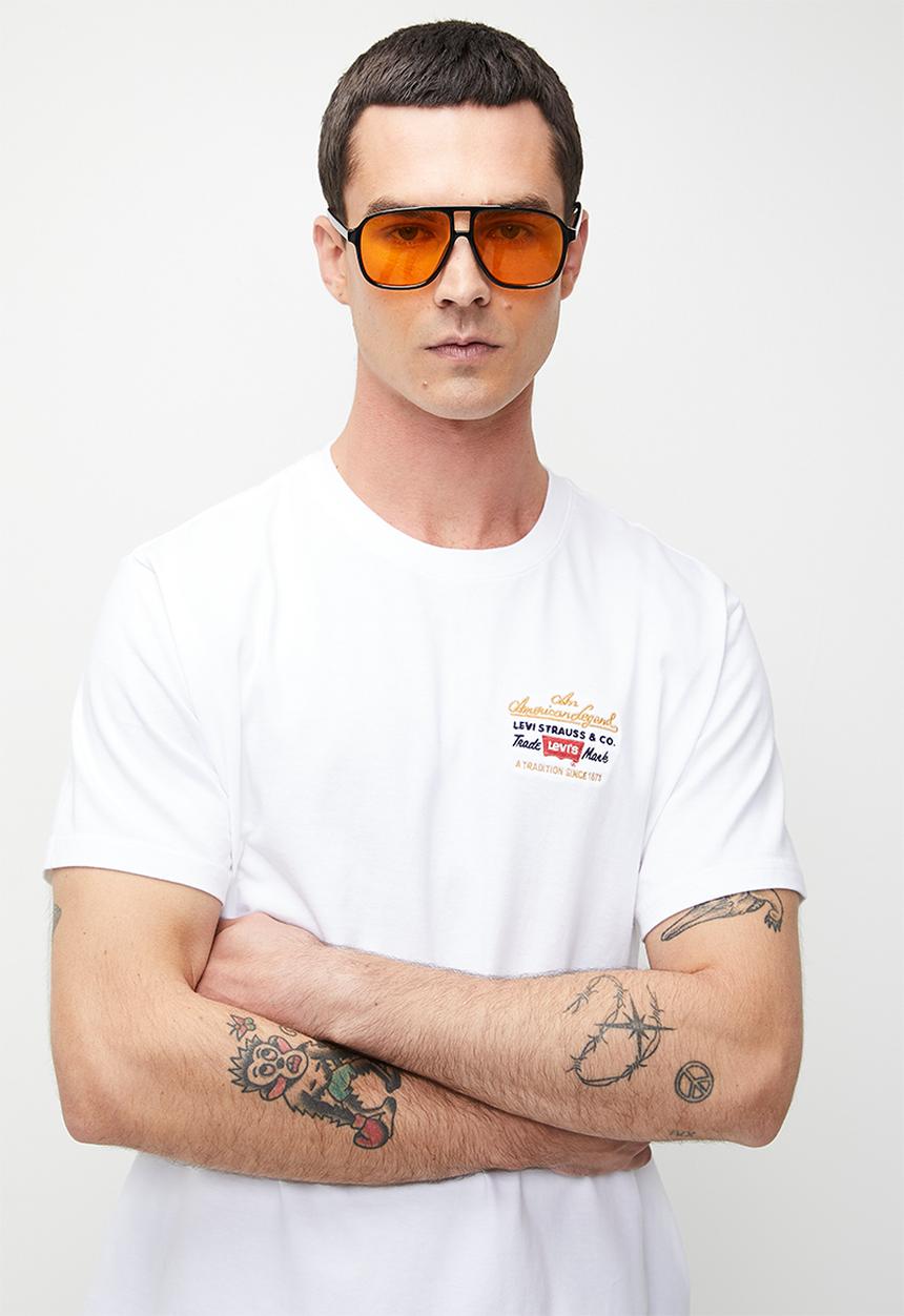 Levi’s® - Ss Relaxed Fit Tee - Archive Sport Emb Prep 5 White Plus Graphic