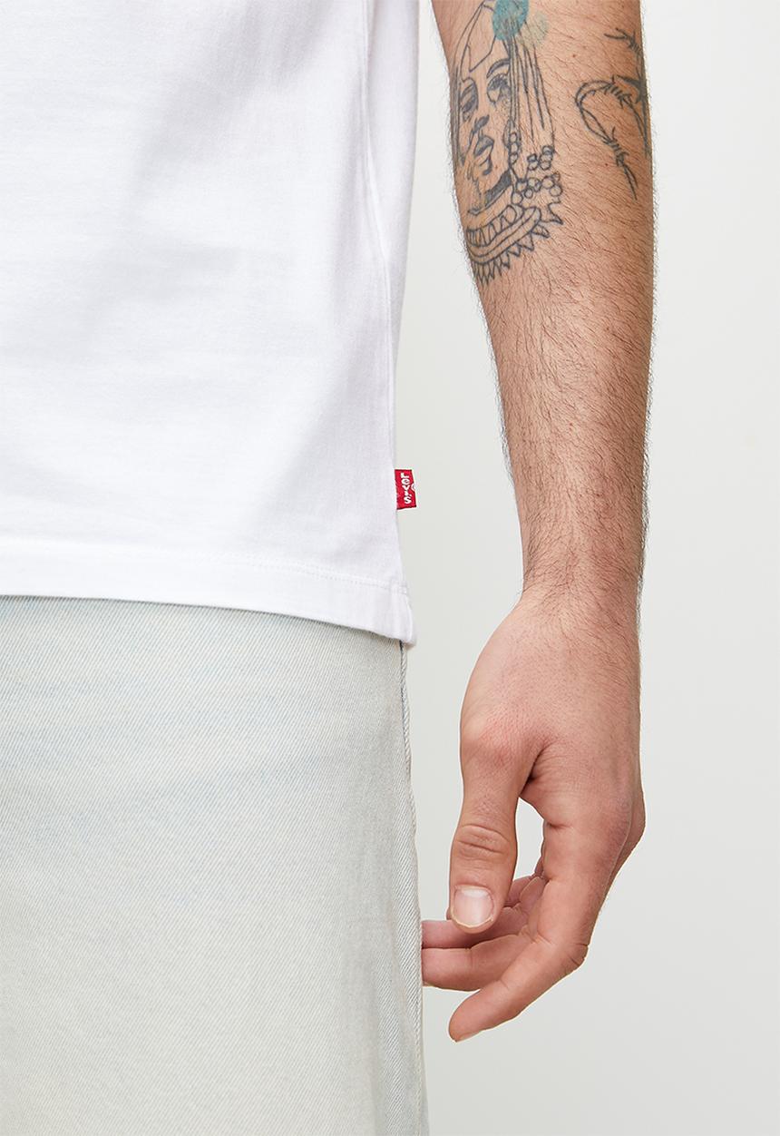 Levi’s® - Graphic Crewneck Tee - Ssnl Filled Bw1 White Plus