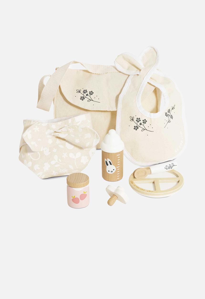 Le Toy Van - 8pcs Nursing Kit and Bag - multi