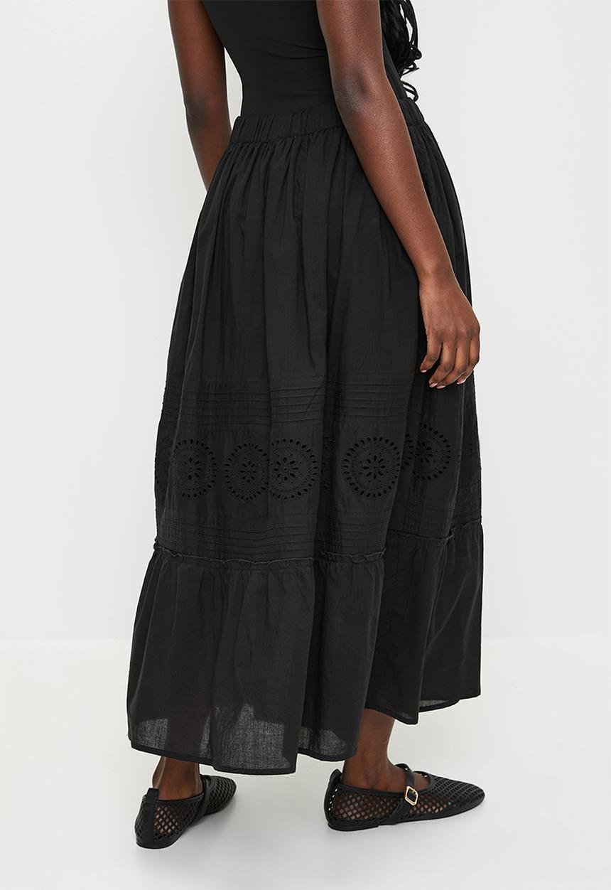 Brave Soul - Ladies Tiered Maxi Skirt With Embroidery Detail - Black