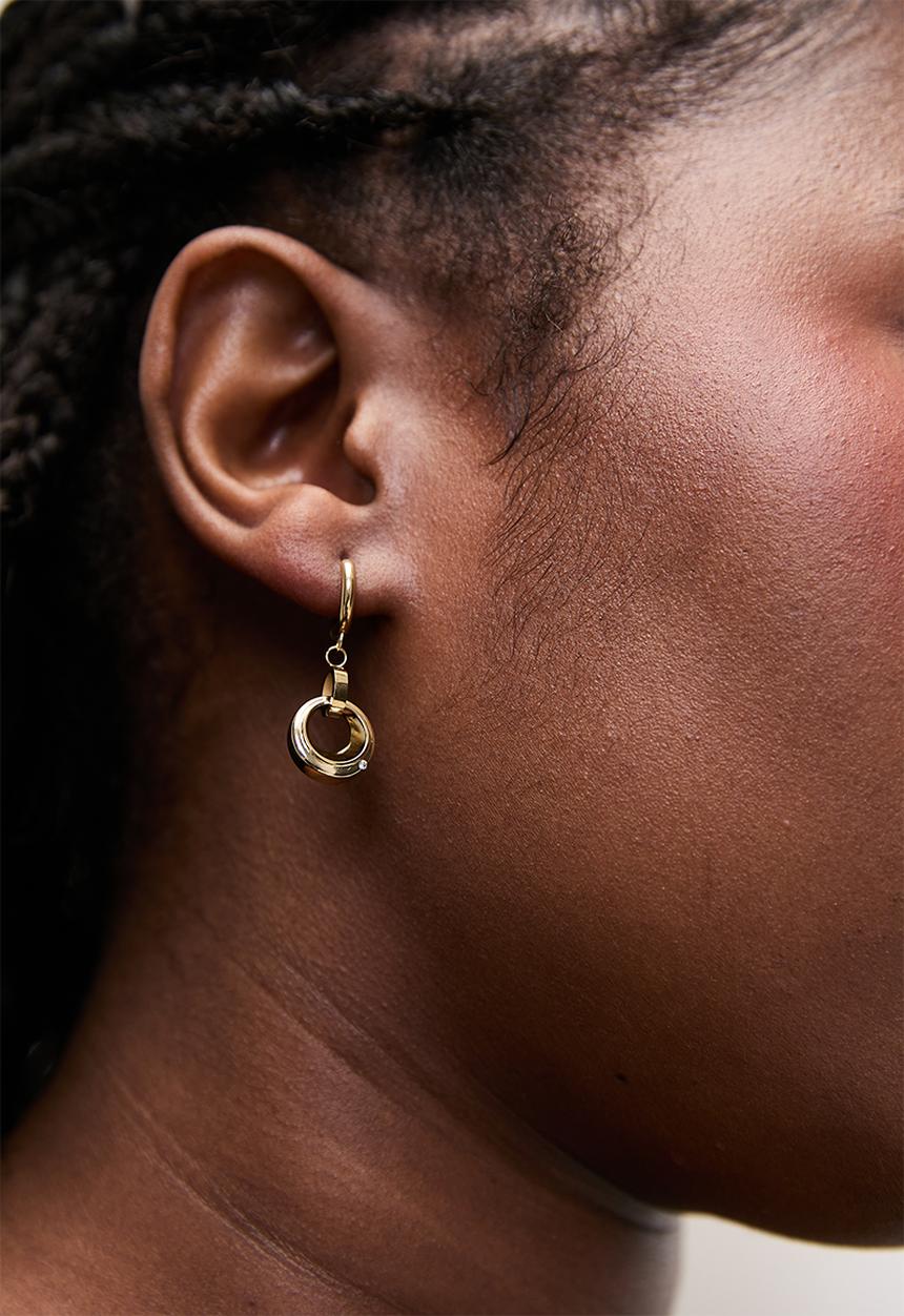 Zoe on Trend - Modern hoop and drop earrings - gold