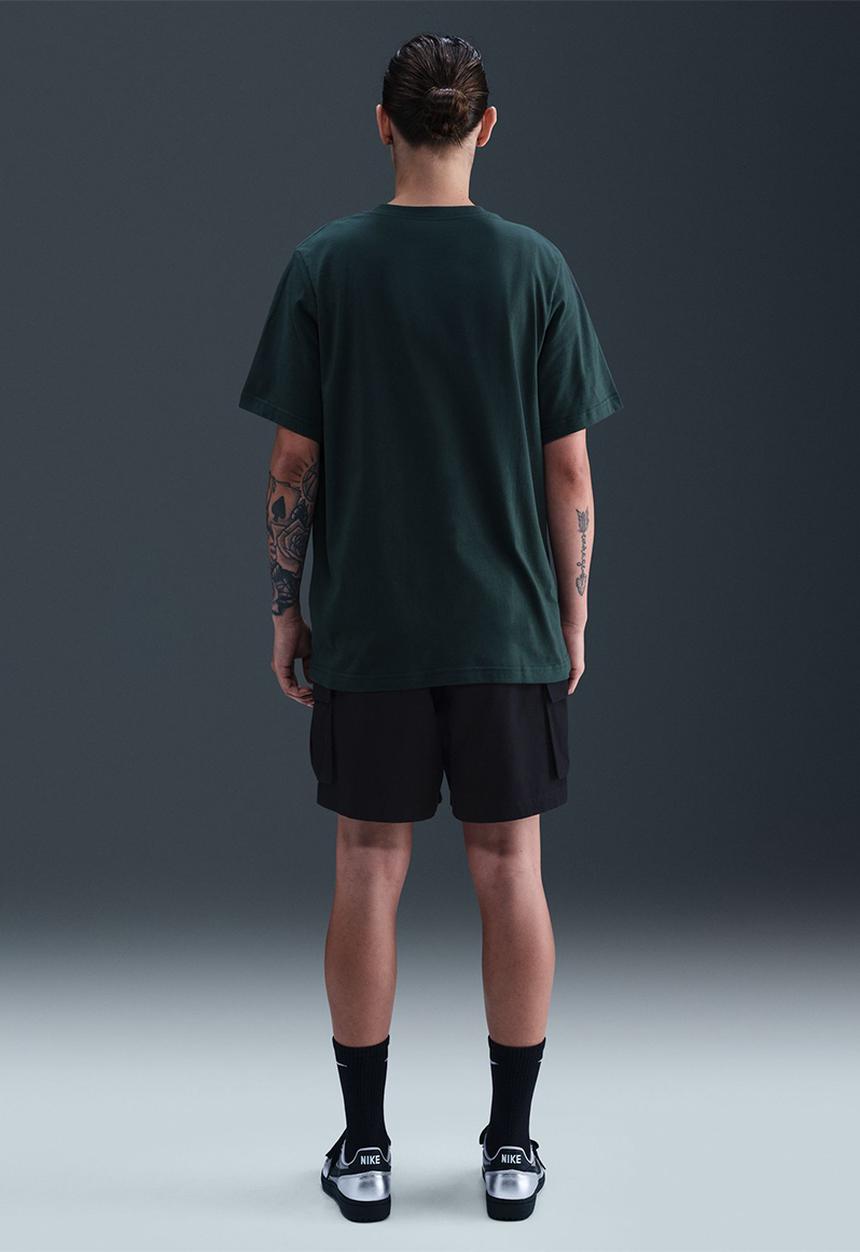 Nike - Nsw Essential T-Shirt - Charcoal