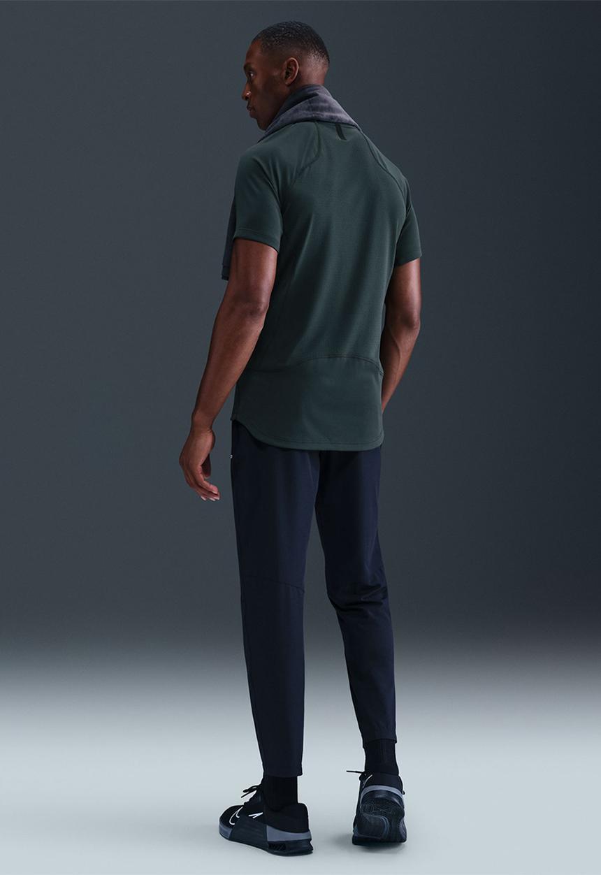Nike - Nike Pro Training  Dri-FIT Short-Sleeve Top  - Seaweed/Black