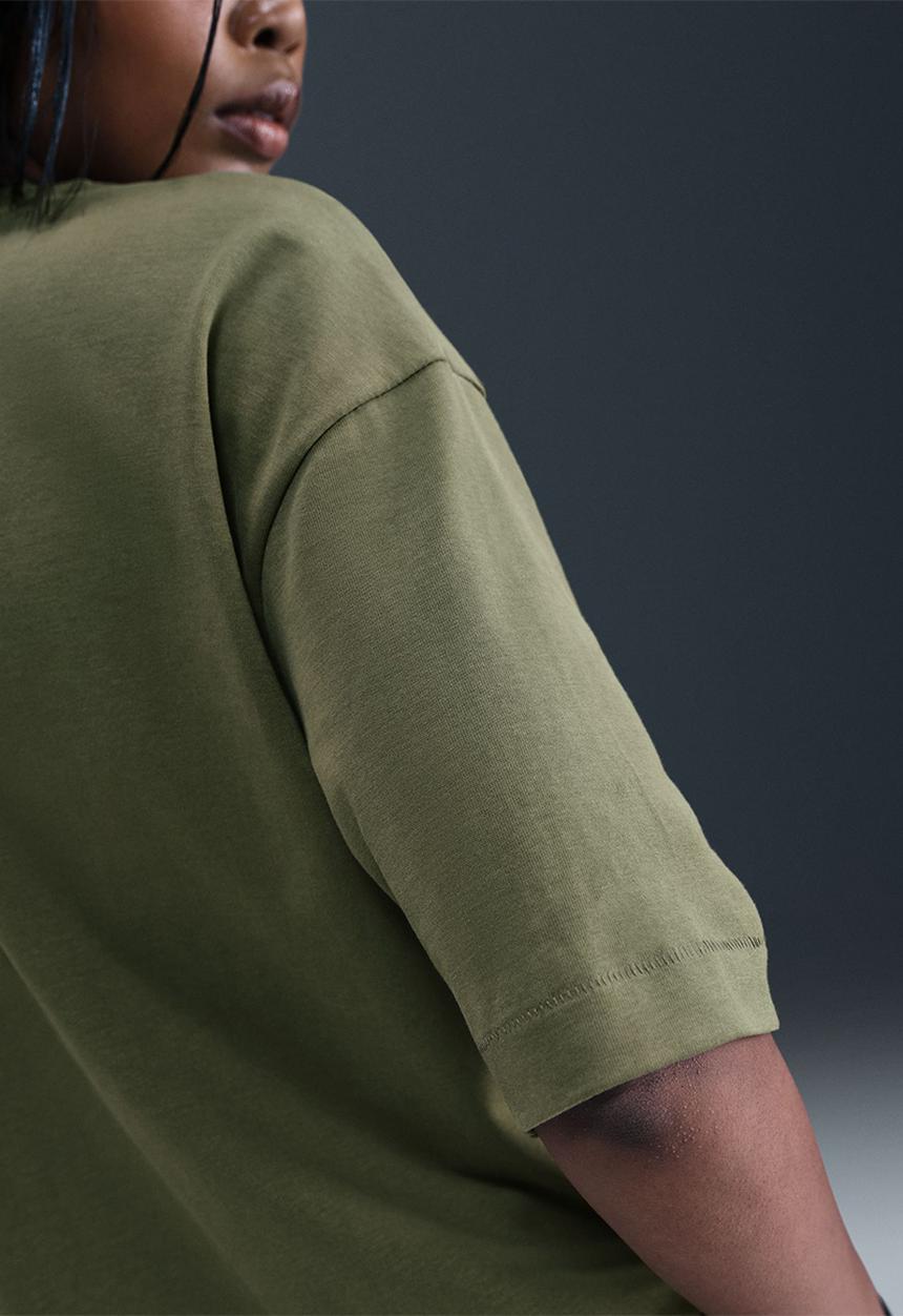 Nike - Short-Sleeve T-Shirt - Khaki