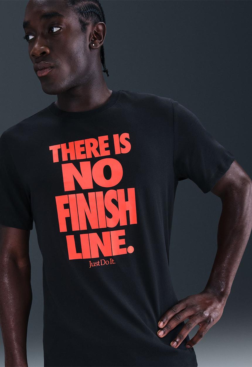 Nike - Dri-FIT Running  Energy Verb T-Shirt  - Black/ight Crimson