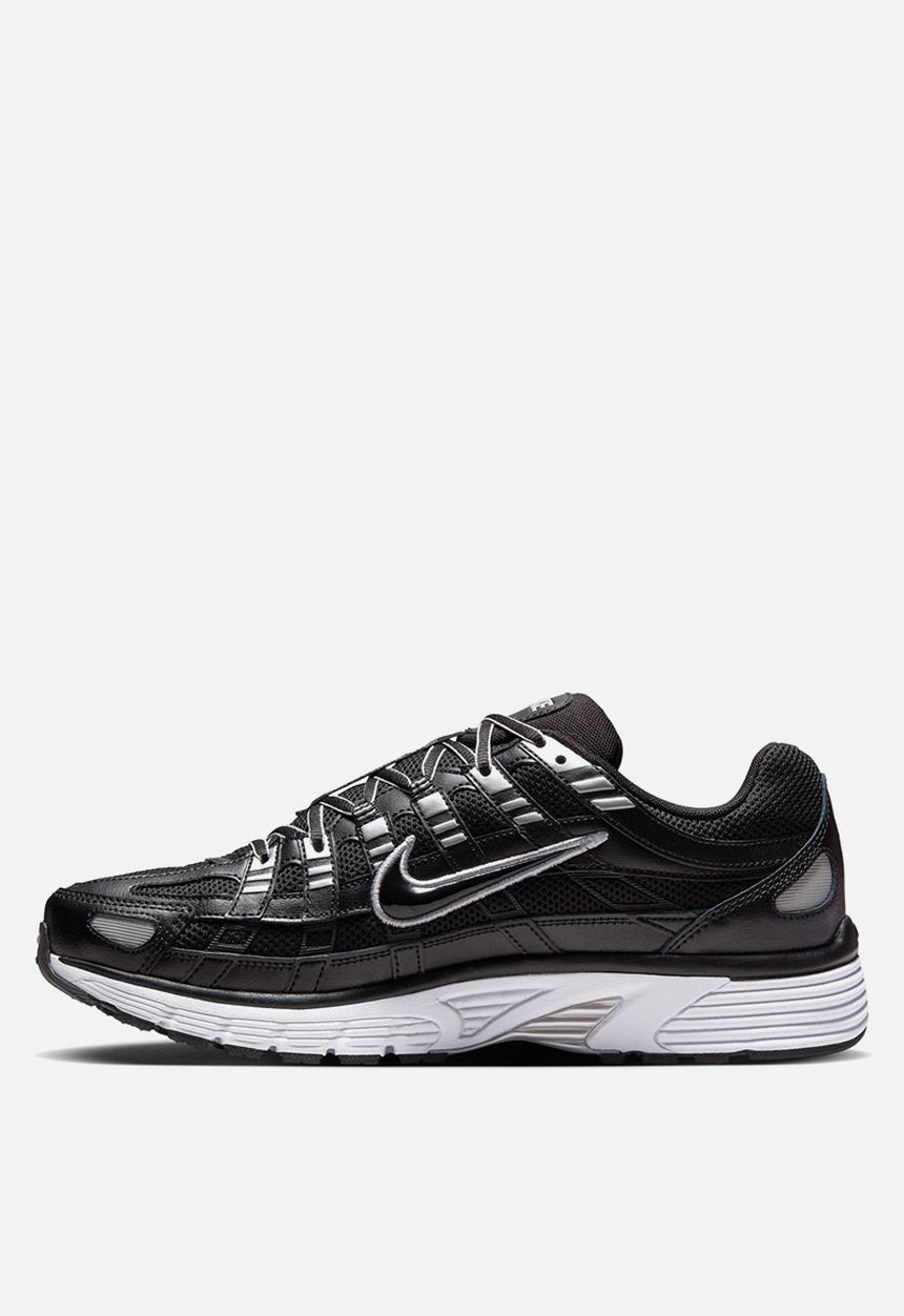 Nike - P-6000