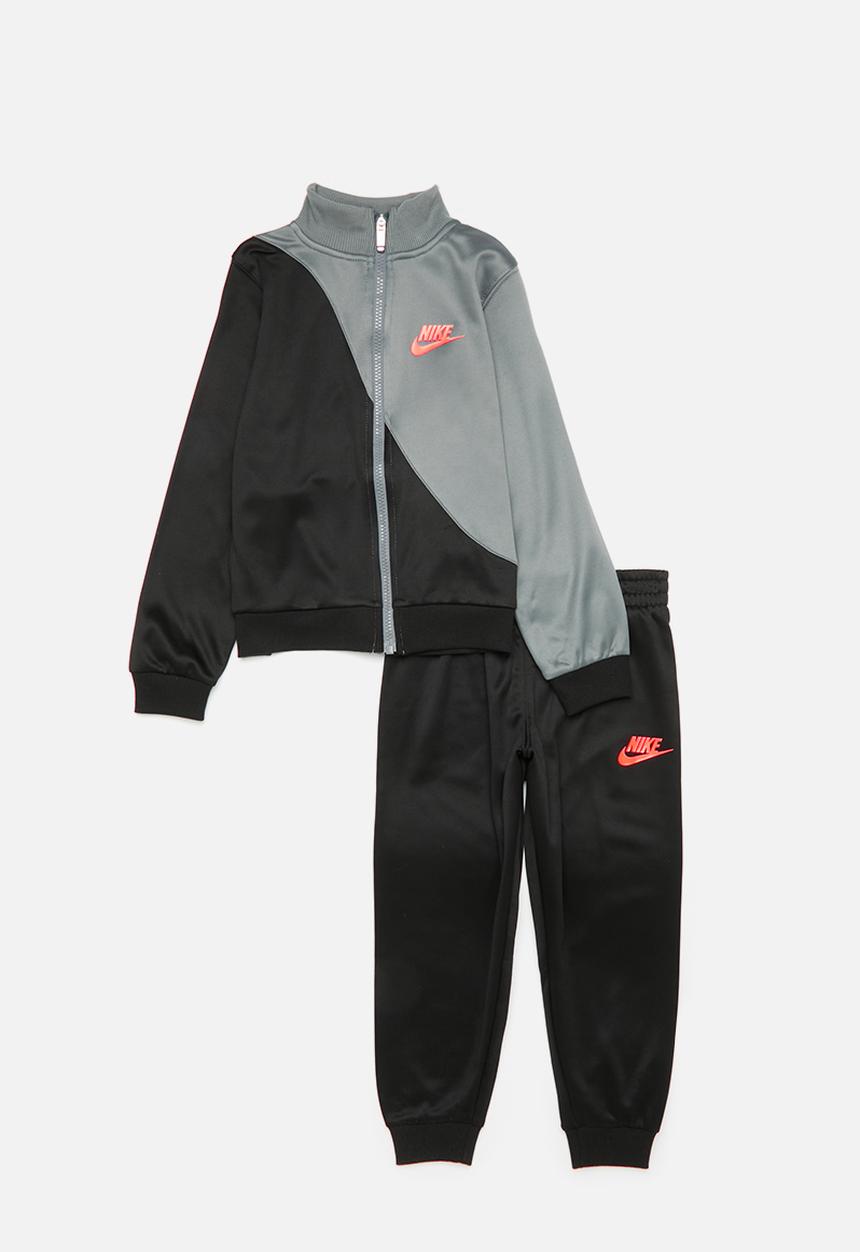 Nike - Nike tricot set - black