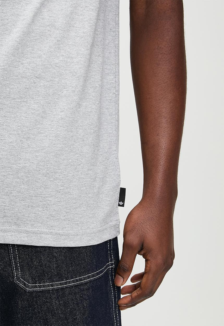 adidas Originals - Camo Logo Tee - Medium grey heather