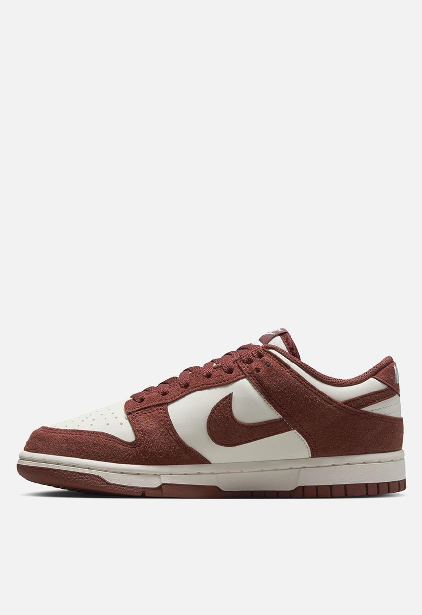 Nike - WMNS DUNK LOW